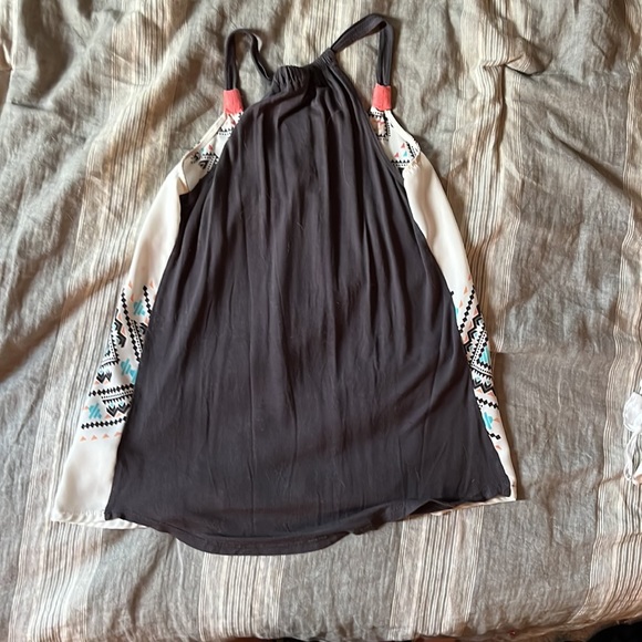 small - Picture 2 of 2